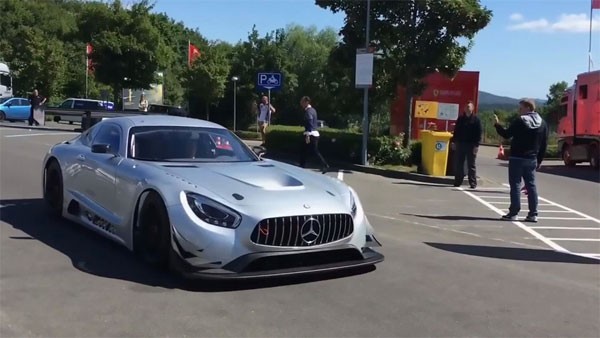 Mercedes-Benz AMG GT3 phiên bản màu bạc của Abramovich.