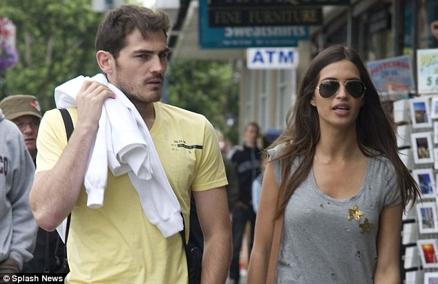 Mãn nhãn với các nàng WAGs kỳ EURO sắp tới ảnh 17