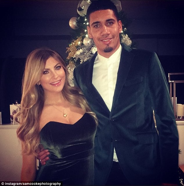 Mãn nhãn với các nàng WAGs kỳ EURO sắp tới ảnh 4