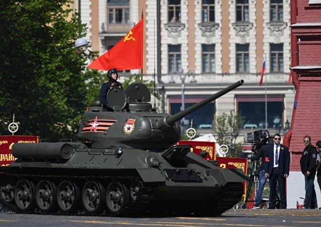 Hoành tráng Nga duyệt binh Ngày chiến thắng - ảnh 8