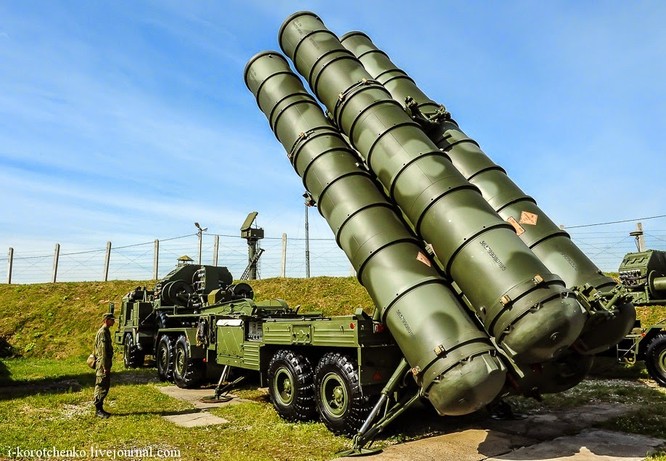 Chuyên gia phương Tây cho rằng đã vô hiệu hoá được S-400. Tuy nhiên, hàng chục tên lửa Tomahawk Mỹ tấn công Syri bỗng dưng mất tích khiến không ai biết chuyện gì đã thực sự diễn ra