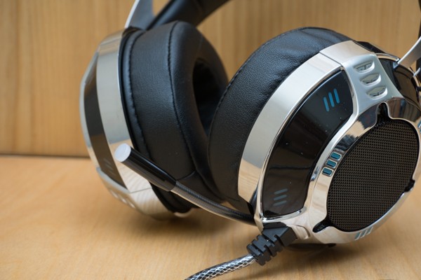 Cận cảnh tai nghe chơi game Soundmax AH-319 ảnh 5