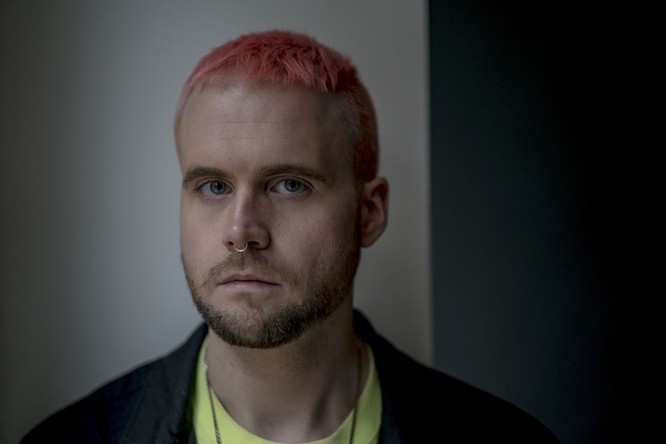 Chân dung Christopher Wylie, người đã phanh phui vụ rò rỉ thông tin 50 triệu tài khoản Facebook ảnh 2