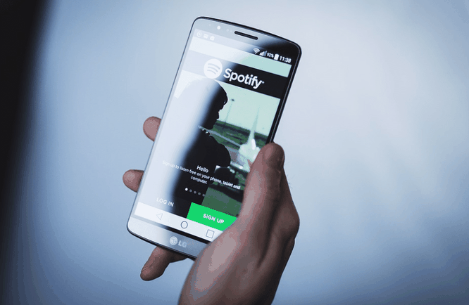 Spotify "bất bình" vì người dùng đã được miễn phí lại còn chặn quảng cáo ảnh 1
