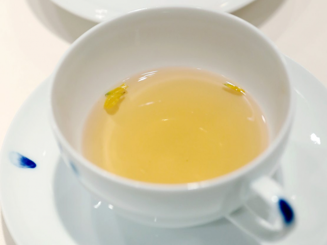 Tiệc chiêu đãi vị lãnh đạo quyền lực, bí ẩn nhất thế giới có gì? ảnh 10