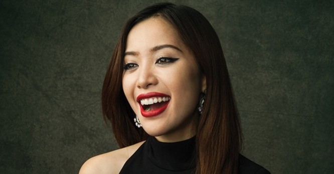 Mỗi năm Michelle Phan kiếm được khoảng 1,3 triệu USD tiền bản quyền từ YouTube.