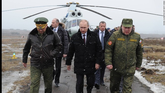 Putin và “Ngài khẩn cấp” đứng sau chiến dịch quân sự ở Syria, Ukraine ảnh 1