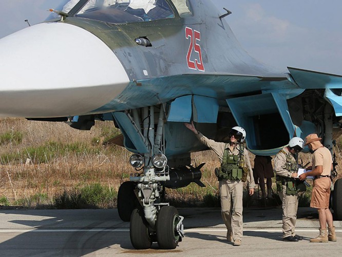 Máy bay cường kích tối tân Su-34 của Nga tham chiến tại Syria