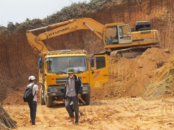 Chủ tịch TP.Đà Nẵng ký hàng loạt cấp phép “cải tạo đất” trước nghỉ hưu... 1 ngày ảnh 1