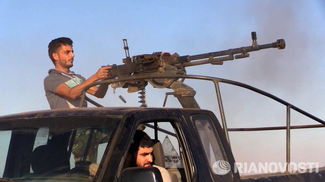 Quân đội Syria giành được chiến thắng ban đầu dưới sự yểm trợ của Nga ảnh 7