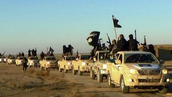 Quân đội Syria phản kích ở Deir ez Zor, IS thả 270 người ảnh 2