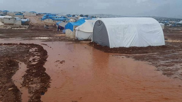 Quân đội Syria phản kích ở Deir ez Zor, IS thả 270 người ảnh 21