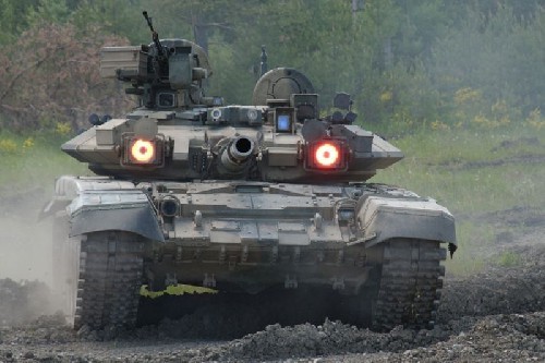 Video: Uy mãnh xe tăng T-90A trên chiến trường Aleppo, Syria ảnh 2
