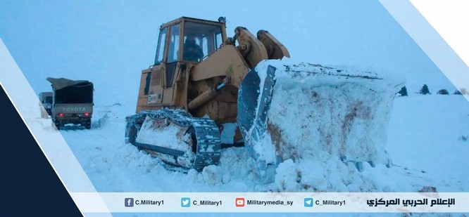 Lực lượng Hezbollah tăng cường phòng thủ trên dãy núi Qalamoun ảnh 7