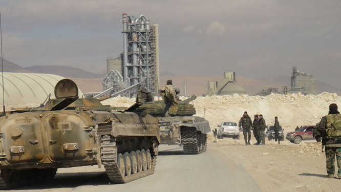 Quân đội Syria bẻ gãy cuộc tấn công của IS ở ngoại ô Damascus ảnh 3