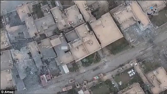 Sốc: IS không kích quân đội Iraq ở Mosul bằng UAV (video) ảnh 3