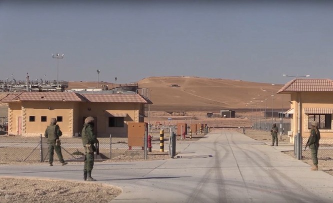 Chiến sự Palmyra: Quân tình nguyện Syria phòng thủ khu mỏ khí đốt (video+ảnh) ảnh 5