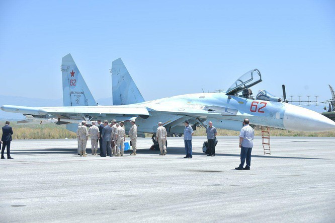 Nga tung Su-27SM3 mang tên lửa tầm bắn 110 km tới Syria ảnh 1