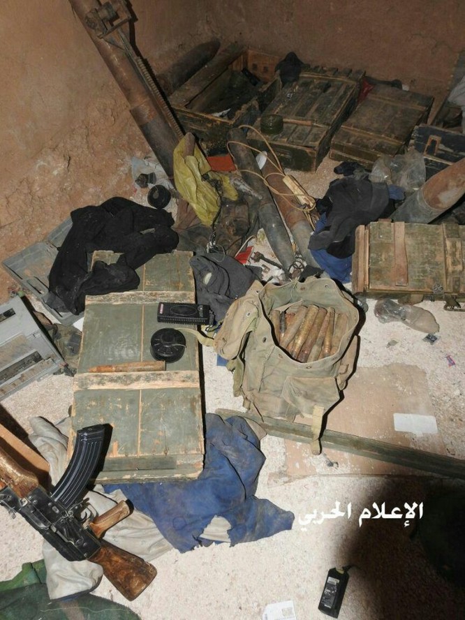 Hezbollah Seizes Former Main Hayat Tahrir al-Sham HQ In Arsal (Photos, Video) Hezbollah Seizes Former Main Hayat Tahrir al-Sham HQ In Arsal (Photos, Video)