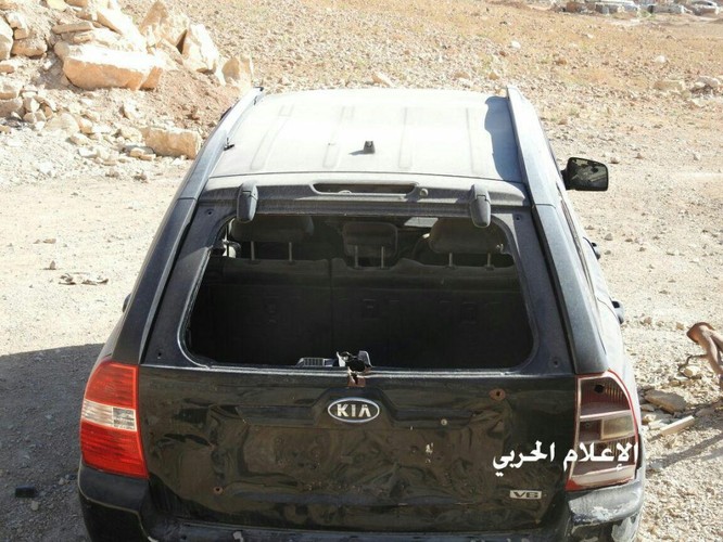 Hezbollah Seizes Former Main Hayat Tahrir al-Sham HQ In Arsal (Photos, Video) Hezbollah Seizes Former Main Hayat Tahrir al-Sham HQ In Arsal (Photos, Video)