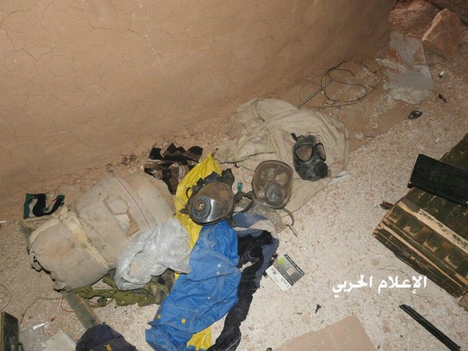 Hezbollah Seizes Former Main Hayat Tahrir al-Sham HQ In Arsal (Photos, Video) Hezbollah Seizes Former Main Hayat Tahrir al-Sham HQ In Arsal (Photos, Video)