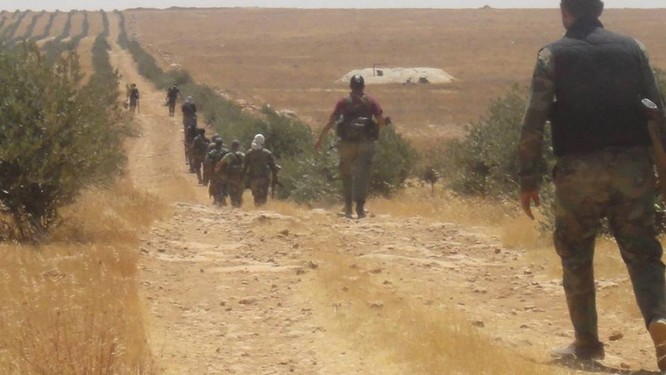“Hổ Syria” sát cánh quân tình nguyện tiến đánh IS trên chiến trường Hama ảnh 3