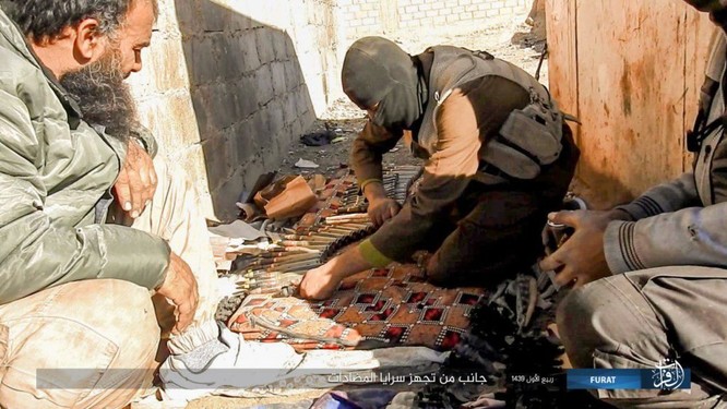 IS đánh bại quân đội Syria tại Deir Ezzor sau khi Nga rút quân ảnh 3