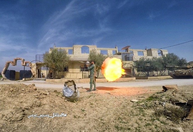 "Hổ Syria" sát cánh Vệ binh Cộng hòa triệt hạ phiến quân thánh chiến ở Đông Ghouta ảnh 7