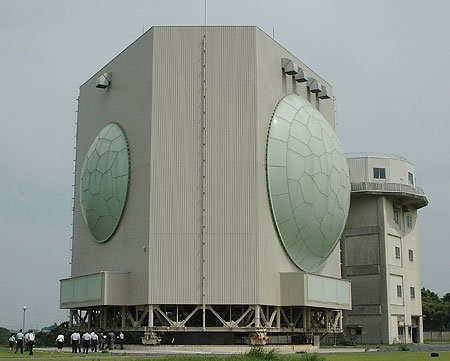 Radar FPS-5 Nhật Bản dùng để theo dõi tên lửa đạn đạo (ảnh tư liệu)