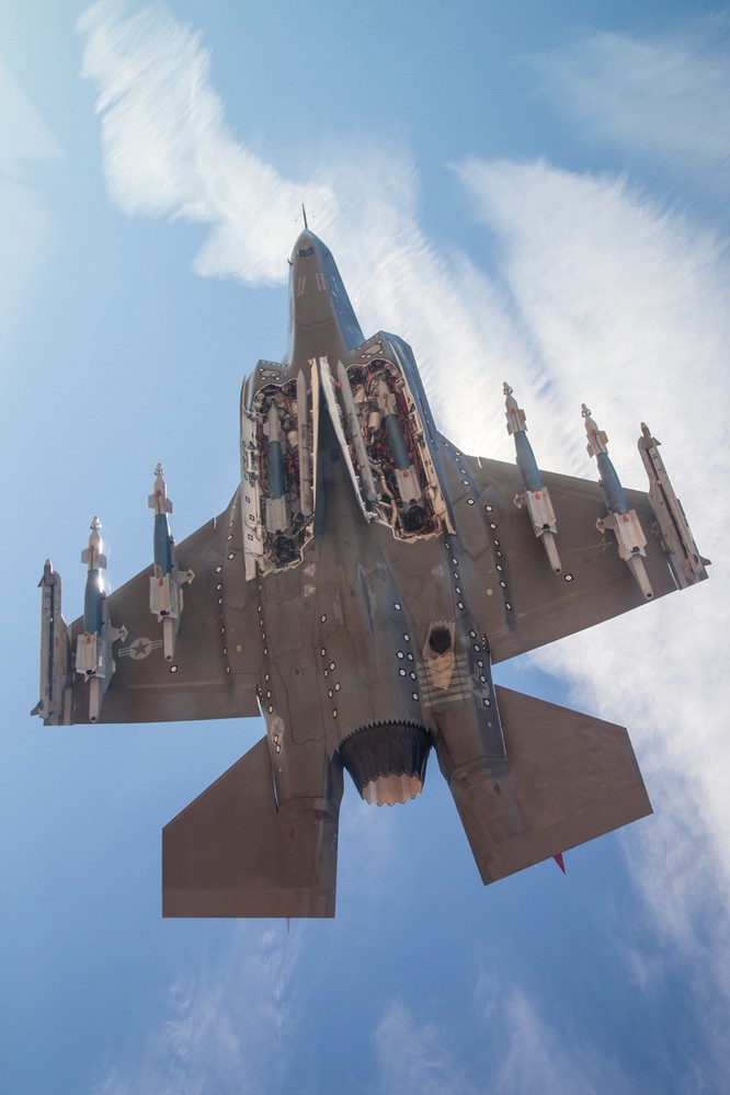 Máy bay chiến đấu tàng hình F-35 Mỹ. Ảnh: Huanqiu.