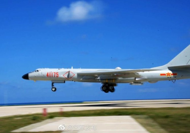 Mỹ lại tung “pháo đài bay” B-52H đến Biển Đông đe Trung Quốc? ảnh 2