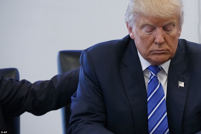 Ông Trump đang chịu áp lực rất lớn và nếu thua cuộc tranh luận trực tiếp thứ hai, cơ hội với ông gần như còn rất ít