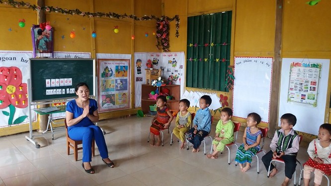 Cảm động tấm lòng của cô giáo mầm non vùng cao ảnh 1