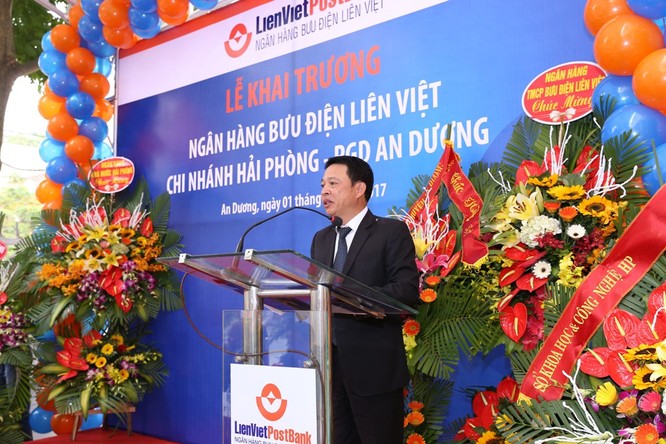 Ngân hàng Bưu điện Liên Việt khai trương Phòng Giao dịch Bưu điện nâng cấp đầu tiên ảnh 1