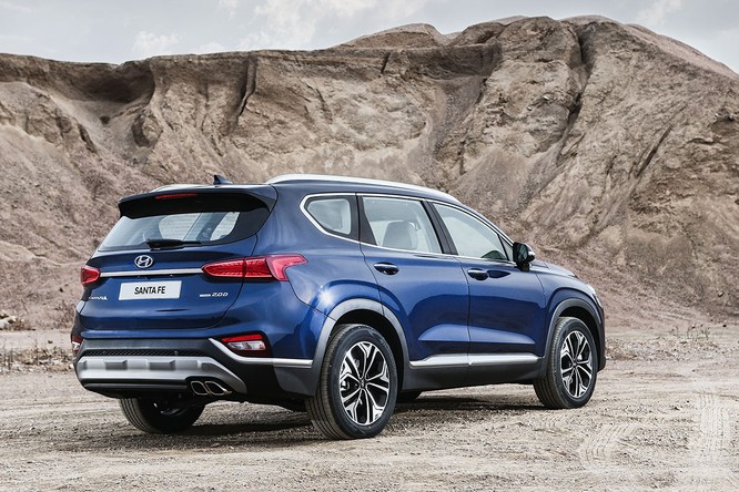 Cận cảnh mẫu Hyundai Santa Fe 2019 vừa chính thức ra mắt ảnh 8
