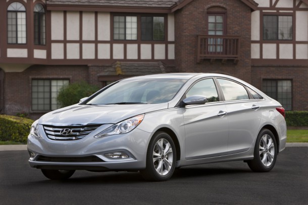 Hàng loạt xe Hyundai và Kia gây chết người do lỗi túi khí ảnh 1