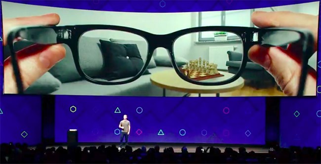 CEO Facebook: Điện thoại thông minh sẽ biến mất trong 10 năm nữa! ảnh 1