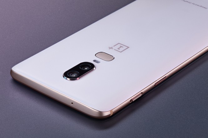 Trên tay OnePlus 6, “flagship killer” đến từ Trung Quốc ảnh 2