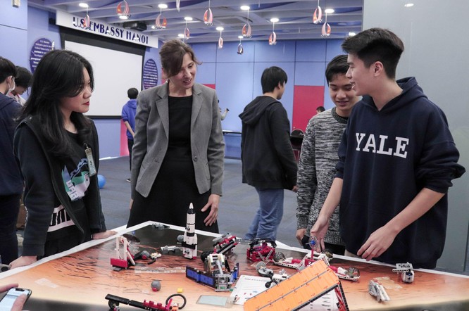 Tech Fair 2021 - Triển lãm khoa học và công nghệ thu hút các bạn trẻ ở Hà Nội ảnh 9