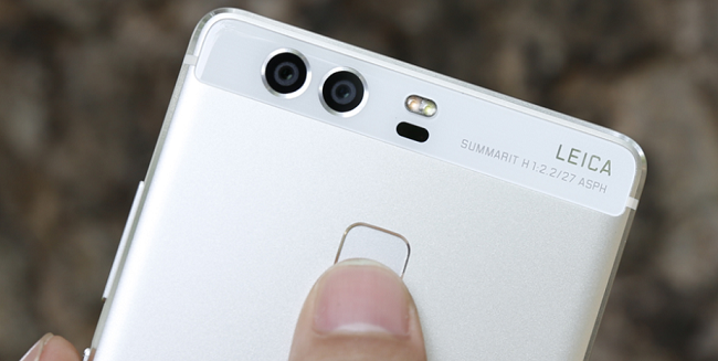 Những smartphone “thông minh” tốt nhất hiện nay ảnh 4