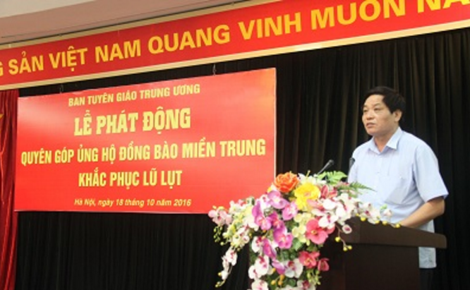 Ban Tuyên giáo phát động quyên góp ủng hộ đồng bào miền Trung khắc phục lũ lụt ảnh 1