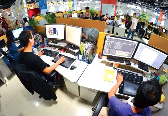 tại Hội thảo Việt Nam – Cộng hòa Séc về hợp tác trong lĩnh vực thông tin và truyền thông Ở Việt Nam hiện có 500 ngàn người làm việc trong ngành công nghệ thông tin và trong 5 năm tới sẽ phấn đấu nâng con số này lên thành 1 triệu, và ghi danh Việt Nam trong hàng ngũ top đầu thế giới về lĩnh vực này.