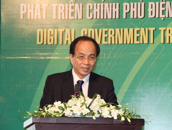 Phó Chủ nhiệm Văn phòng Chính phủ Lê Mạnh Hà cho rằng, các tỉnh, thành phố luôn đi trước Trung ương trong ứng dụng CNTT và triển khai Chính phủ điện tử “cả trong thực tế, quyết tâm cũng như hiệu quả”.
