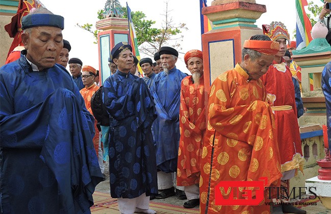 Xúc động Lễ khao lề thế lính Hoàng Sa ở Lý Sơn ảnh 4