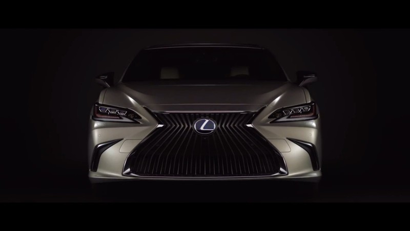 Lexus bất ngờ tiết lộ những hình ảnh đầu tiên của ES 2019 thế hệ mới - ảnh 1