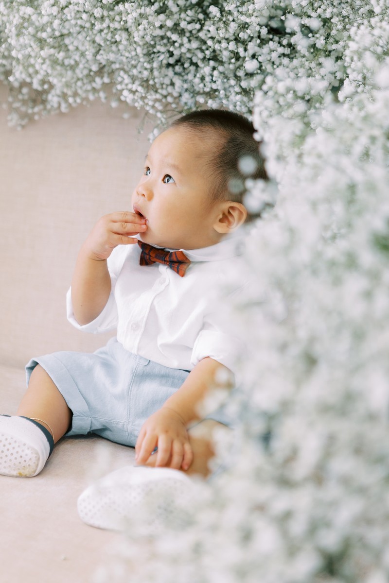 Giang Hồng Ngọc khoe hình cưới cùng chồng và con trai - ảnh 1