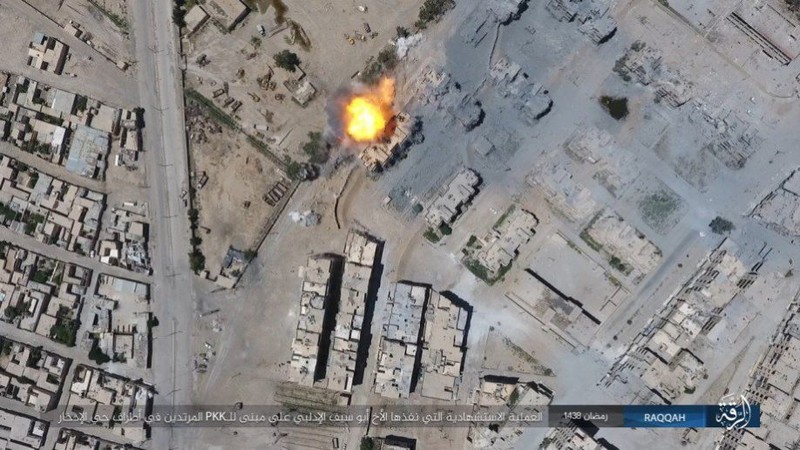 2.000 tay súng IS bị vây chặt, người Kurd Syria tuyên độc lập sau khi chiếm Raqqa - ảnh 9