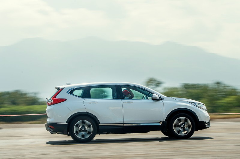 Honda CR-V tăng giá gần 200 triệu, khách hàng Việt lãnh đủ - ảnh 2