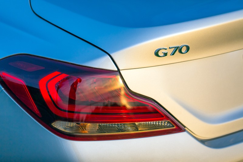 Genesis G70 2019: Đối đầu trực tiếp với BMW 3-Series - ảnh 8