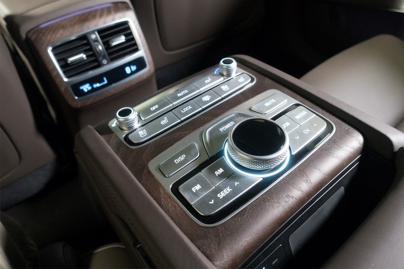 Có gì mới trên Kia K900 2019? - ảnh 13